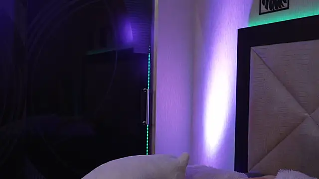 GirlGogo online show from February 2, 1:34 am