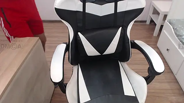 Mandarin4ks online show from February 4, 8:06 pm