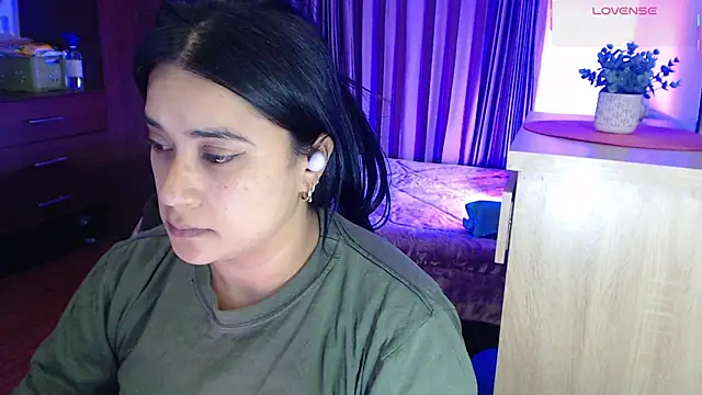 princesskelly online show from October 21, 3:51 am