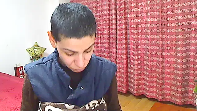 Snapshot of hotSANDRA_STARR chatting on February 26, 11:59 pm hotSANDRA STARR online show from February 26, 11:59 pm