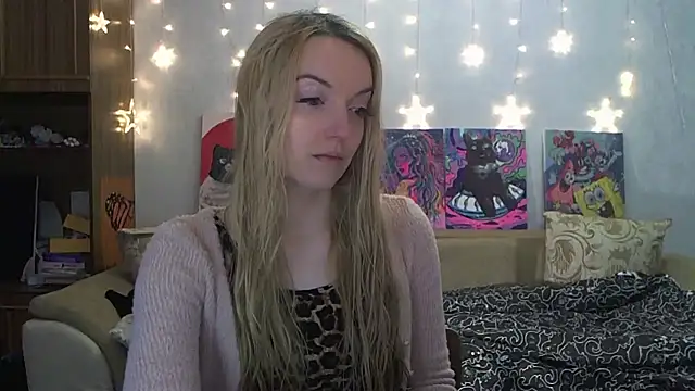 SecretSophia online show from December 20, 7:28 pm