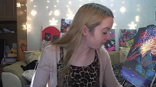 SecretSophia online show from December 20, 10:32 pm