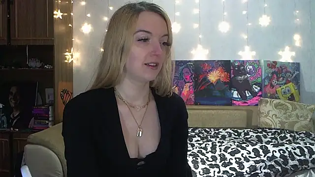 SecretSophia online show from January 25, 7:18 pm