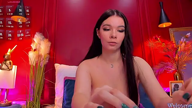 MiaMuse online show from February 3, 11:15 pm