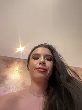 Natanniella online show from February 15, 5:09 am