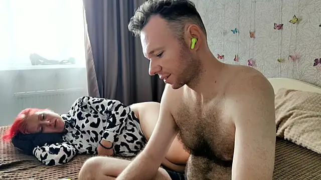 GenrikhBecca online show from October 10, 6:56 am