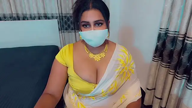 Snapshot of SonY_CaM chatting on April 5, 9:17 am SonY CaM online show from April 5, 9:17 am