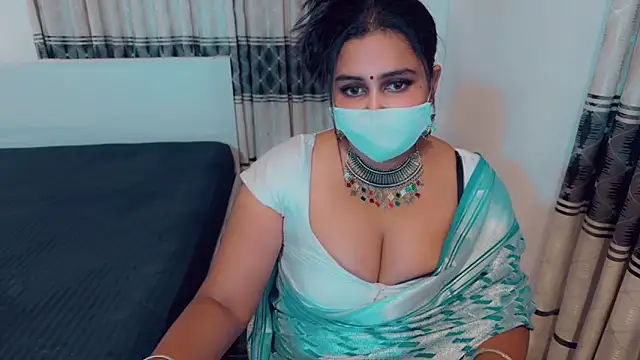 Snapshot of SonY_CaM chatting on April 6, 8:48 am SonY CaM online show from April 6, 8:48 am