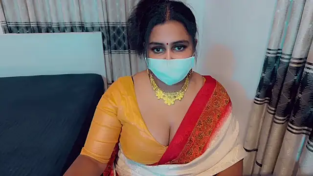 Snapshot of SonY_CaM chatting on April 7, 9:32 am SonY CaM online show from April 7, 9:32 am