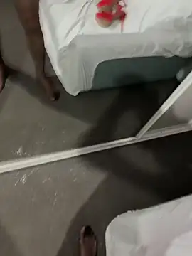 Snapshot of CD_Sub2021 chatting on February 8, 10:02 pm CD Sub2021 online show from February 8, 10:02 pm