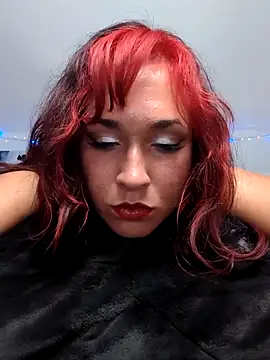 Snapshot of DesereaRose chatting on May 17, 2:35 pm DesereaRose online show from May 17, 2:35 pm