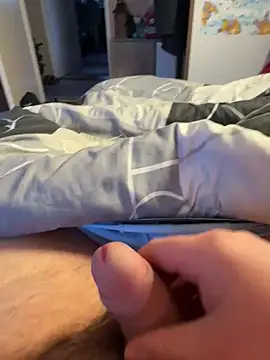 Snapshot of Tomi2244 chatting on December 17, 2:23 pm Tomi2244 online show from December 17, 2:23 pm