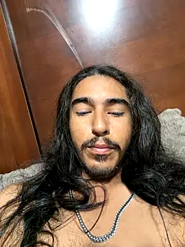 Snapshot of jrrichforever chatting on November 16, 12:00 pm jrrichforever online show from November 16, 12:00 pm