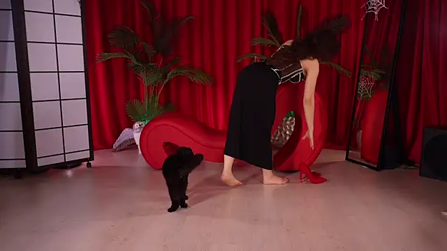 KittyCaitlin online show from October 24, 5:53 pm