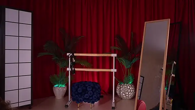 KittyCaitlin online show from November 22, 12:20 am