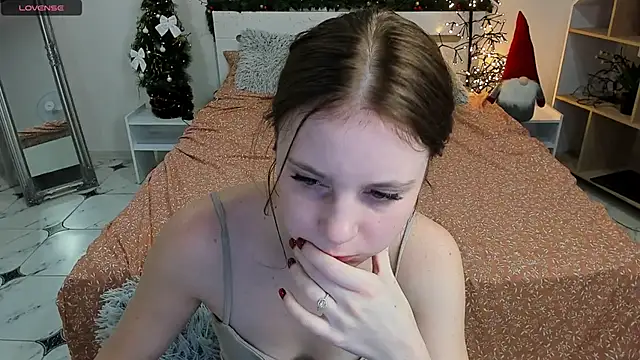 CharmedDoll online show from December 14, 4:42 pm