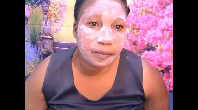 Snapshot of mysticeboney chatting on January 27, 11:43 am mysticeboney online show from January 27, 11:43 am