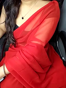 Snapshot of aliyaah_singh chatting on April 27, 5:55 pm aliyaah singh online show from April 27, 5:55 pm