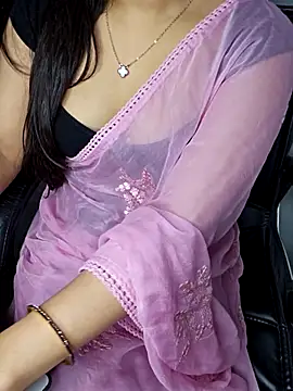 Snapshot of aliyaah_singh chatting on May 11, 6:16 pm aliyaah singh online show from May 11, 6:16 pm