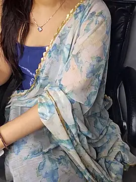 Snapshot of aliyaah_singh chatting on May 12, 6:16 pm aliyaah singh online show from May 12, 6:16 pm