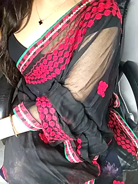 Snapshot of aliyaah_singh chatting on May 13, 6:27 pm aliyaah singh online show from May 13, 6:27 pm