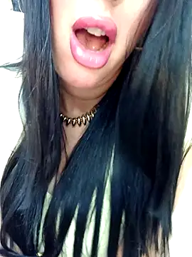 Queen sousou online show from November 7, 9:15 pm