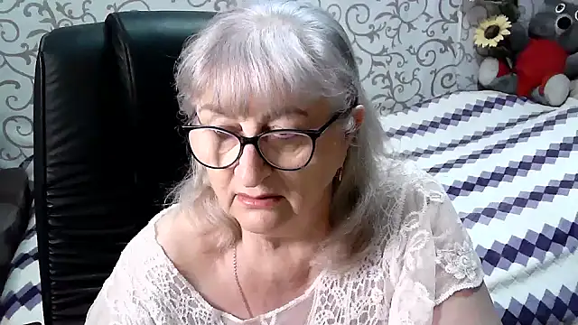 LolkaAlyss online show from March 12, 6:44 pm