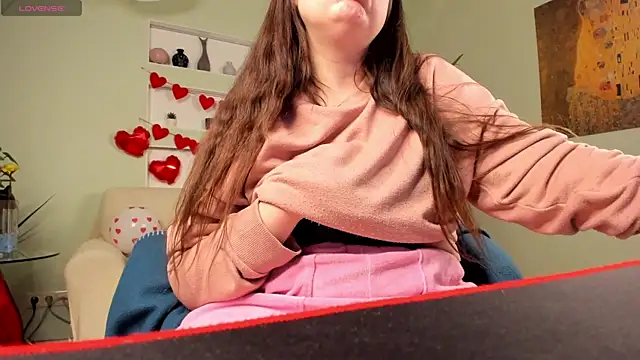 BattyMoll online show from February 16, 3:05 pm