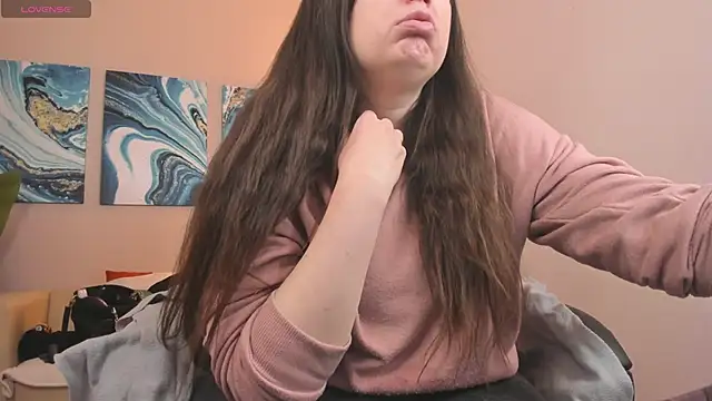 BattyMoll online show from February 26, 3:30 pm