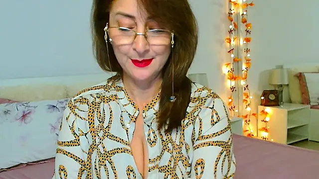 Tyana40 online show from November 10, 7:18 am