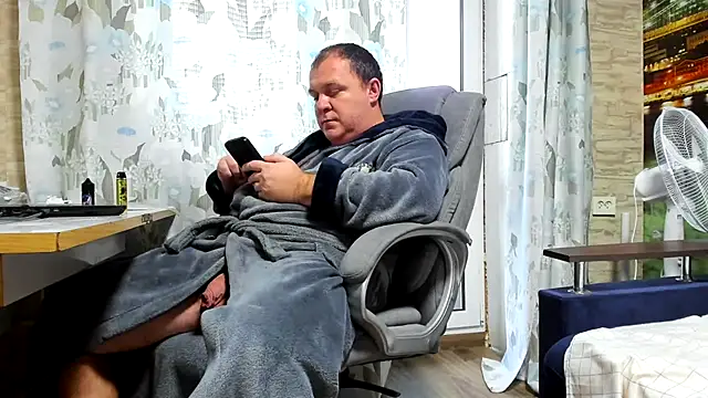 Snapshot of xxrokixxx chatting on January 11, 11:23 am xxrokixxx online show from January 11, 11:23 am