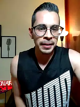 Snapshot of towers_j chatting on July 10, 7:49 pm towers j online show from July 10, 7:49 pm