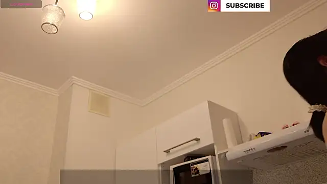 Snapshot of aliiiiiina chatting on February 16, 8:27 pm aliiiiiina online show from February 16, 8:27 pm