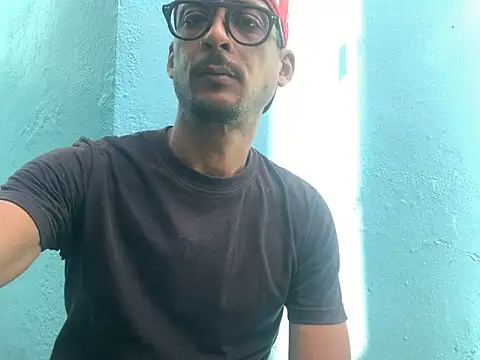 domigoodguy online show from December 11, 7:25 pm