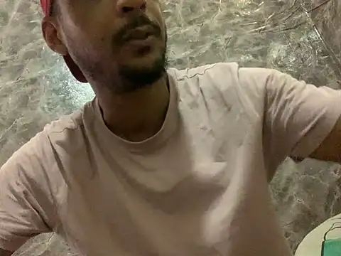 domigoodguy online show from February 4, 11:59 pm