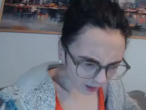 cleophee online show from February 15, 7:27 am