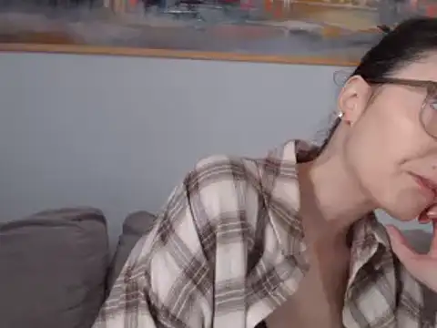 cleophee online show from March 11, 9:34 am