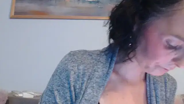 cleophee online show from November 17, 7:14 am