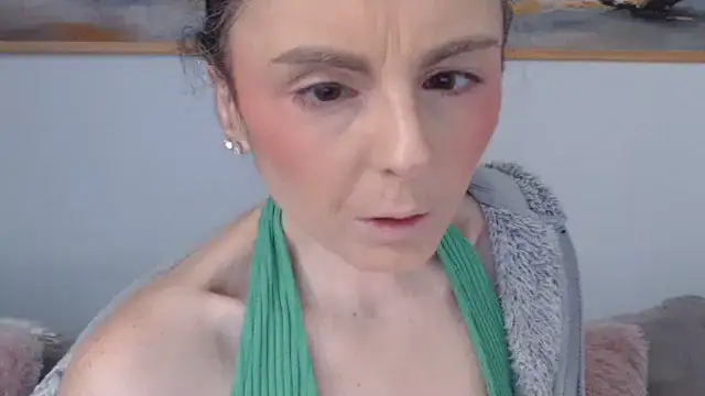 cleophee online show from March 27, 7:03 am