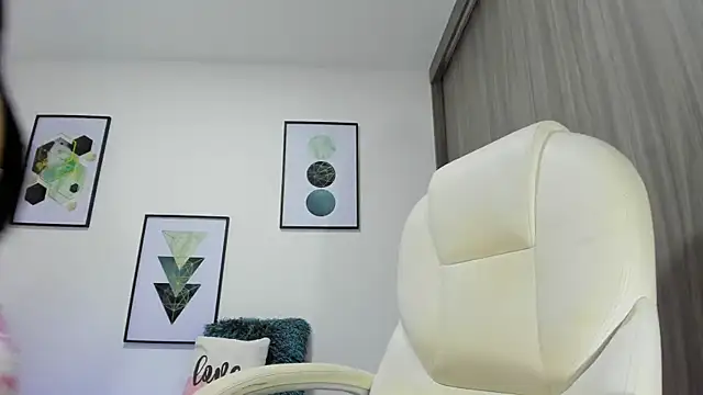 Paty37 online show from April 24, 12:46 am