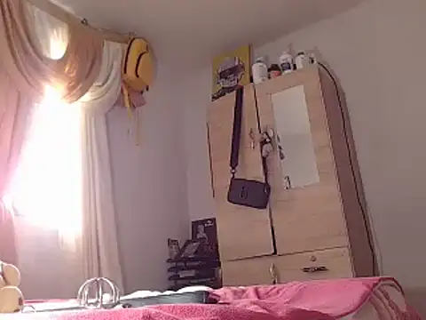 MARIANAWEED online show from February 3, 7:42 pm