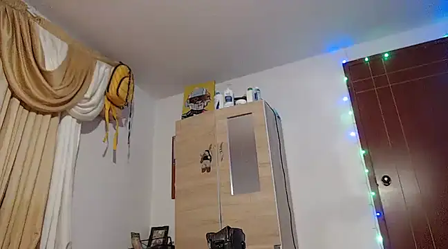 MARIANAWEED online show from February 14, 11:09 pm