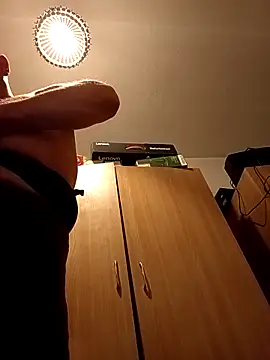 Snapshot of bujazolaxxx chatting on March 28, 3:44 pm bujazolaxxx online show from March 28, 3:44 pm