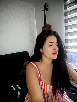 Aleska  Bell online show from September 29, 2:33 pm