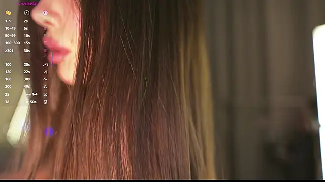 thelissawayne online show from April 21, 11:07 pm