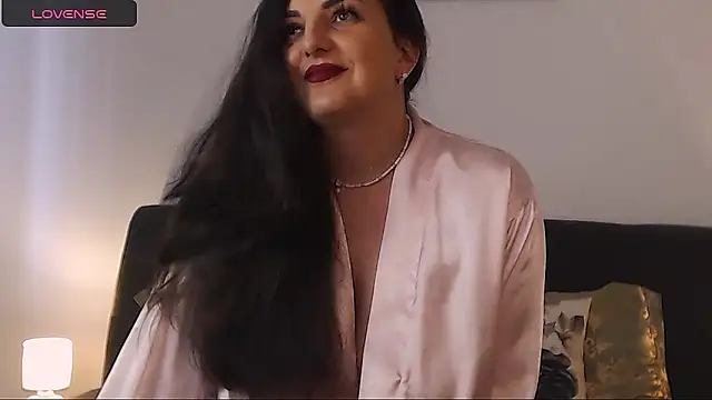 Snapshot of itsyourlady chatting on February 27, 10:37 am itsyourlady online show from February 27, 10:37 am