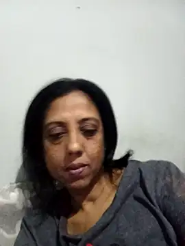 Snapshot of Mahi4luv chatting on July 11, 10:00 pm Mahi4luv online show from July 11, 10:00 pm