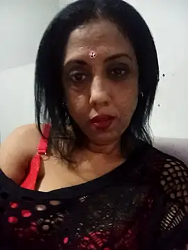 Snapshot of Mahi4luv chatting on August 2, 10:30 pm Mahi4luv online show from August 2, 10:30 pm