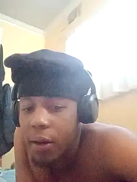 Lilsavvy online show from November 12, 4:18 pm