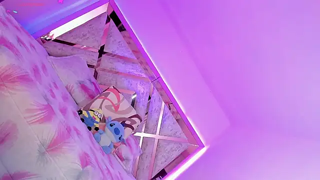 anapuala sexxx online show from March 20, 4:18 am